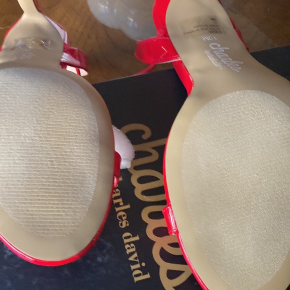 Sexy red patent leather strappy shoe by Charles & David - Picture 4 of 5